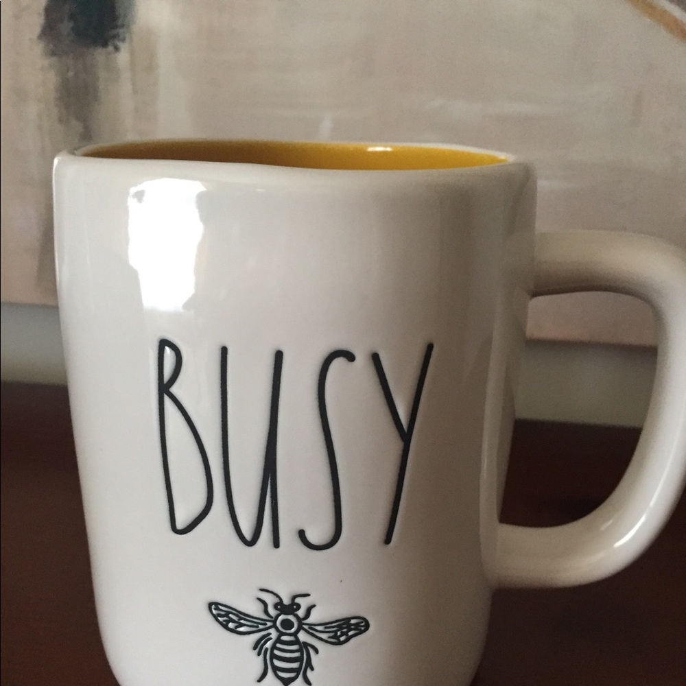 Rae Dunn BUSY BEE 🐝 ceramic mug yellow interior